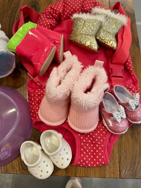 Poupées: Joli bébé avec superbes accessoires – D'occasion à Versoix par Tamaze47 3