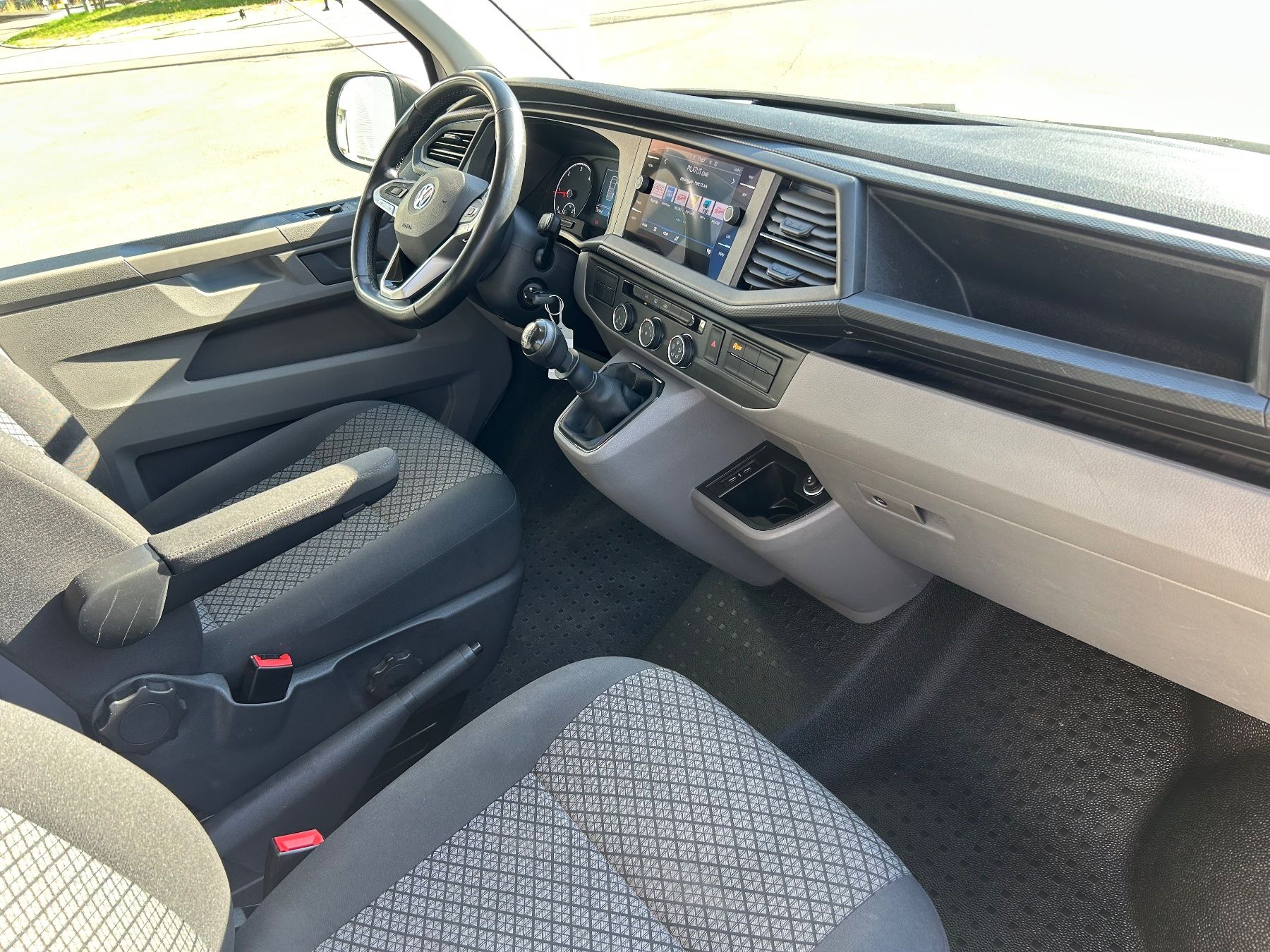 VW Veicoli commerciali: VW T6.1 4x4 2.0 TDI 4Motion – Usato da Hasle LU venduto da Mroeoesli0 6