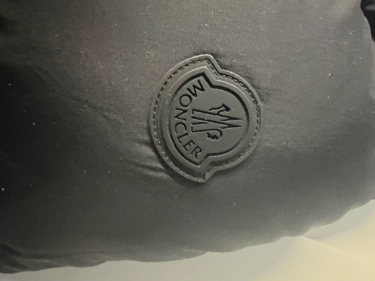 Moncler Giacche: Moncler Dieng taille 3 – Usato da Venthône venduto da No_broc 4