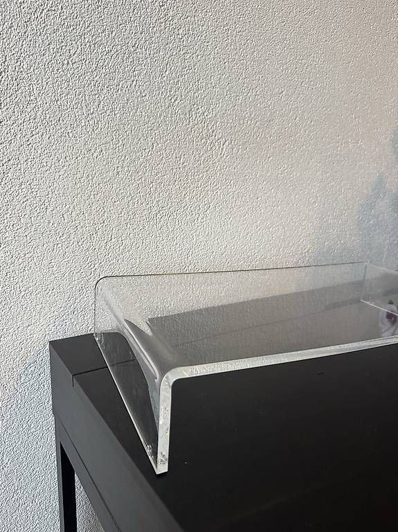 Sonstige Dekorationen & Accessoires: Ikea Bildschirmerhöhung Plexiglas – Gebraucht aus Walzenhausen von elhuuu21 1
