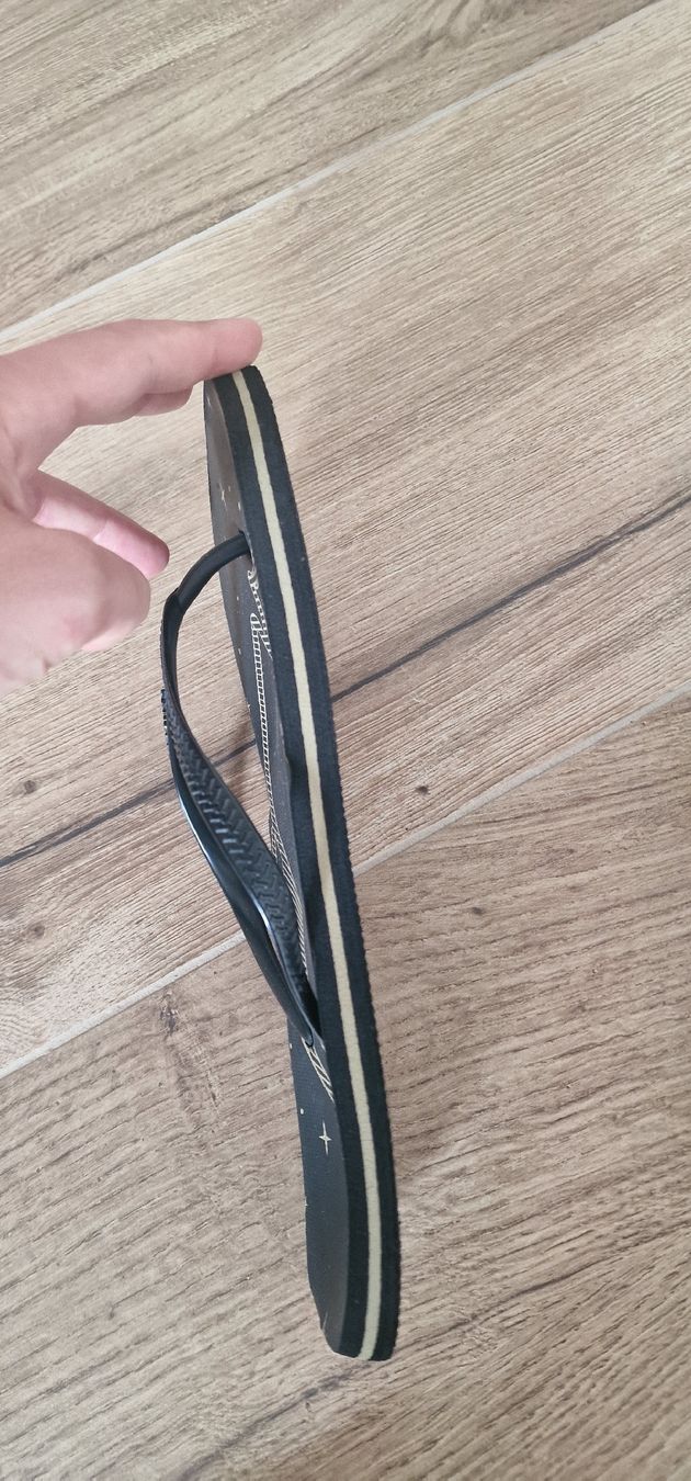 Scarpe da uomo: Flip-Flops Tomorrowland Gr. 43 – Usato da Roggliswil venduto da Bluro90 3