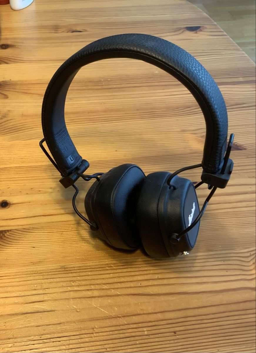 Marshall Kopfhörer: Marshall Major IV Kopfhöhrer Bluetooth Schwarz – Neu (gemäss Beschreibung) aus Ostermundigen von Bolette 2