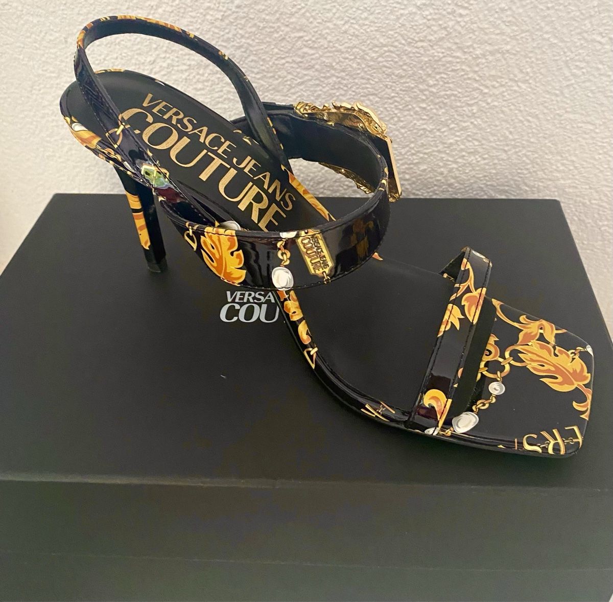 Versace Scarpe da donna: Versace Damenschuhe Couture – Nuovo e nell'imballaggio originale da Uzwil venduto da Jules02 5