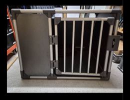 Hundebox Aluminium schwarz guter Zustand
