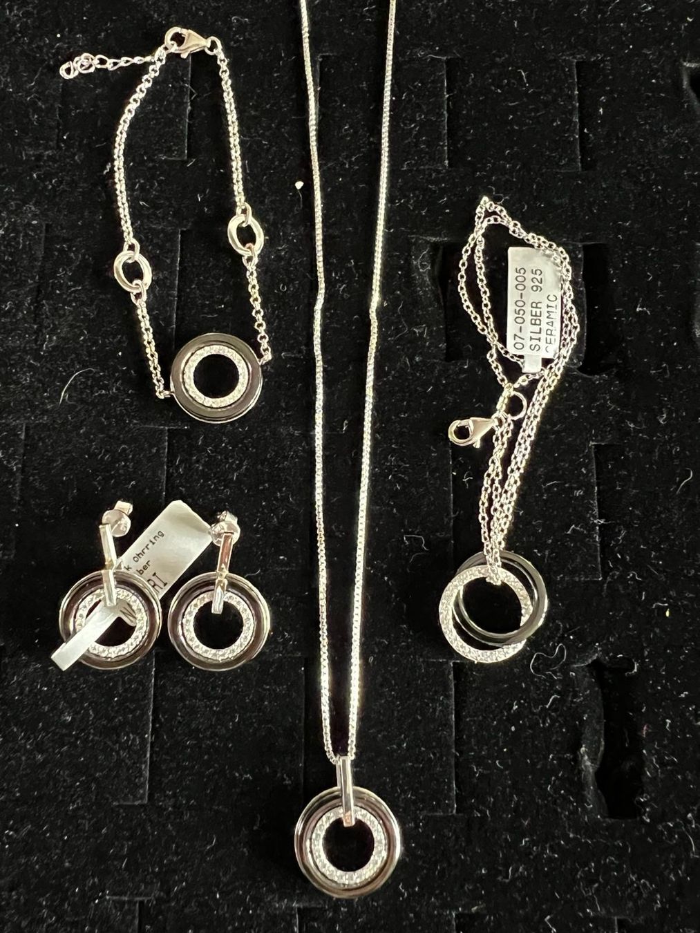 Bracciali & Braccialetti: Silber Armbänder mit Keramik – Nuovo (secondo la descrizione) da Teufen Ar venduto da Exclusive.stuff.CH 3