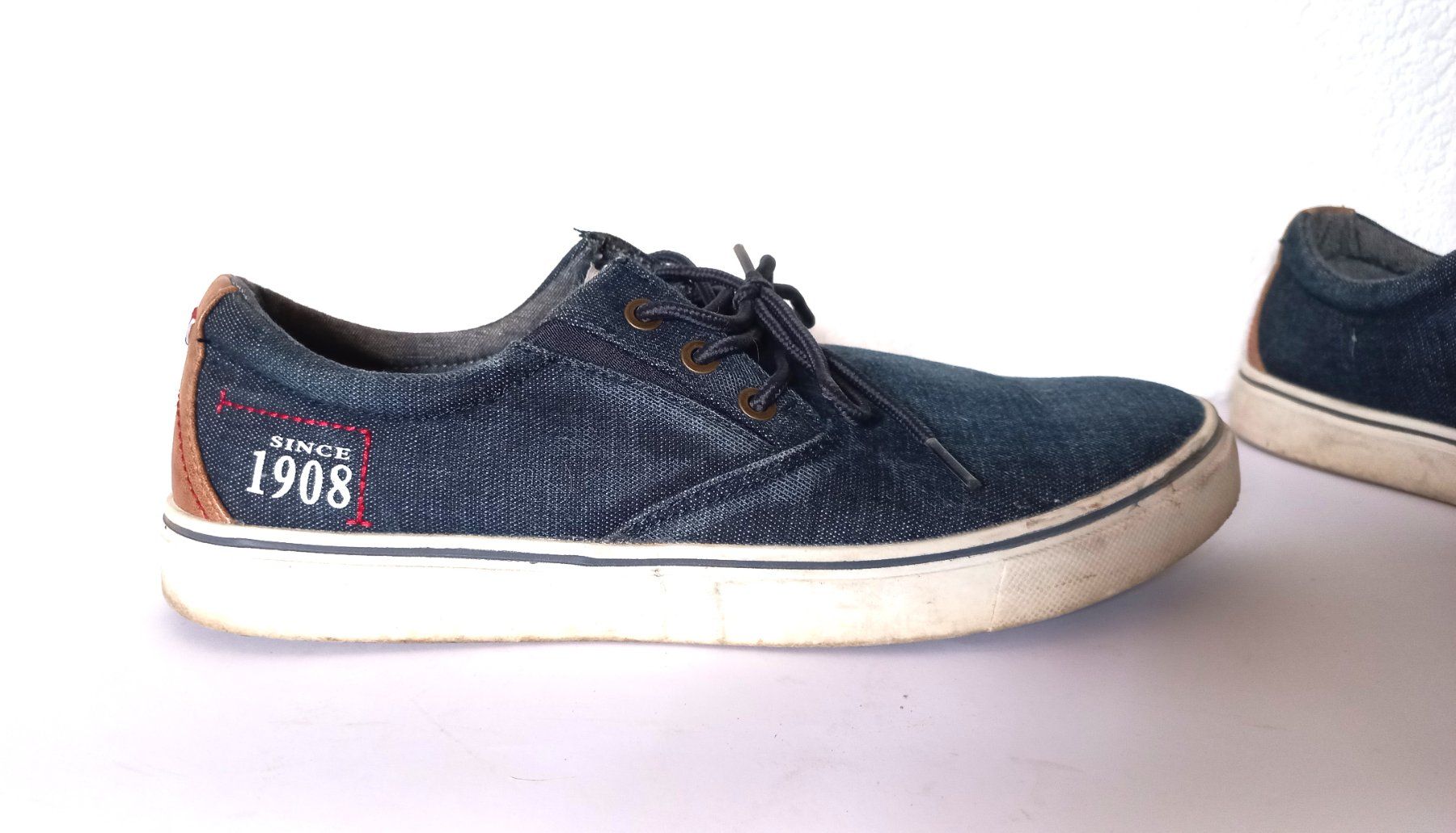 Cooper Scarpe da uomo: Lee Cooper Herren Sneaker Gr. 41 – Usato da Bévilard venduto da belkin 1