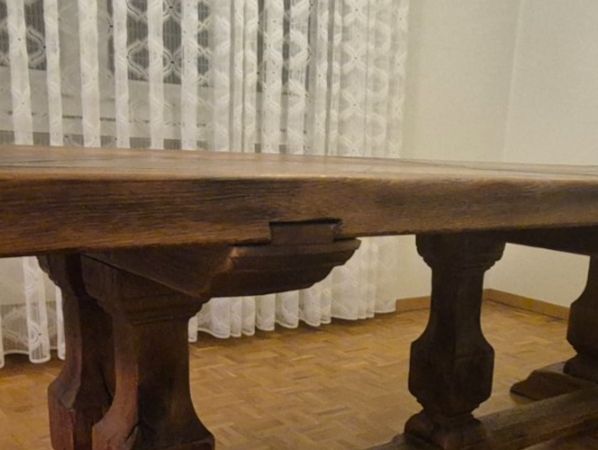 Set di tavolo e panche: Table a manger en chêne avec chaises – Usato da Tramelan venduto da marclem 5