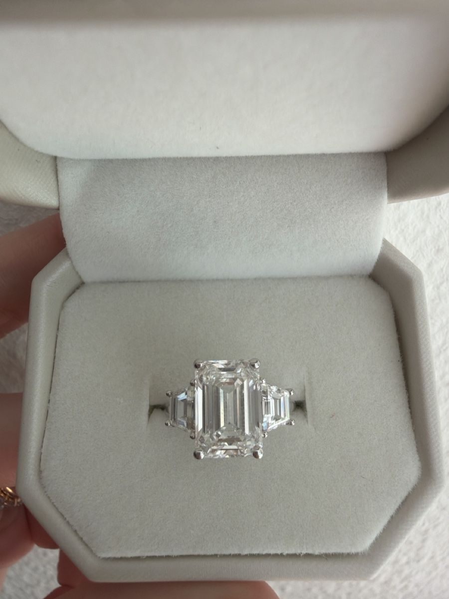 Anelli: Ring 5ct Emerald Cut Diamonds – Nuovo (secondo la descrizione) da Zürich venduto da Pandainlondon