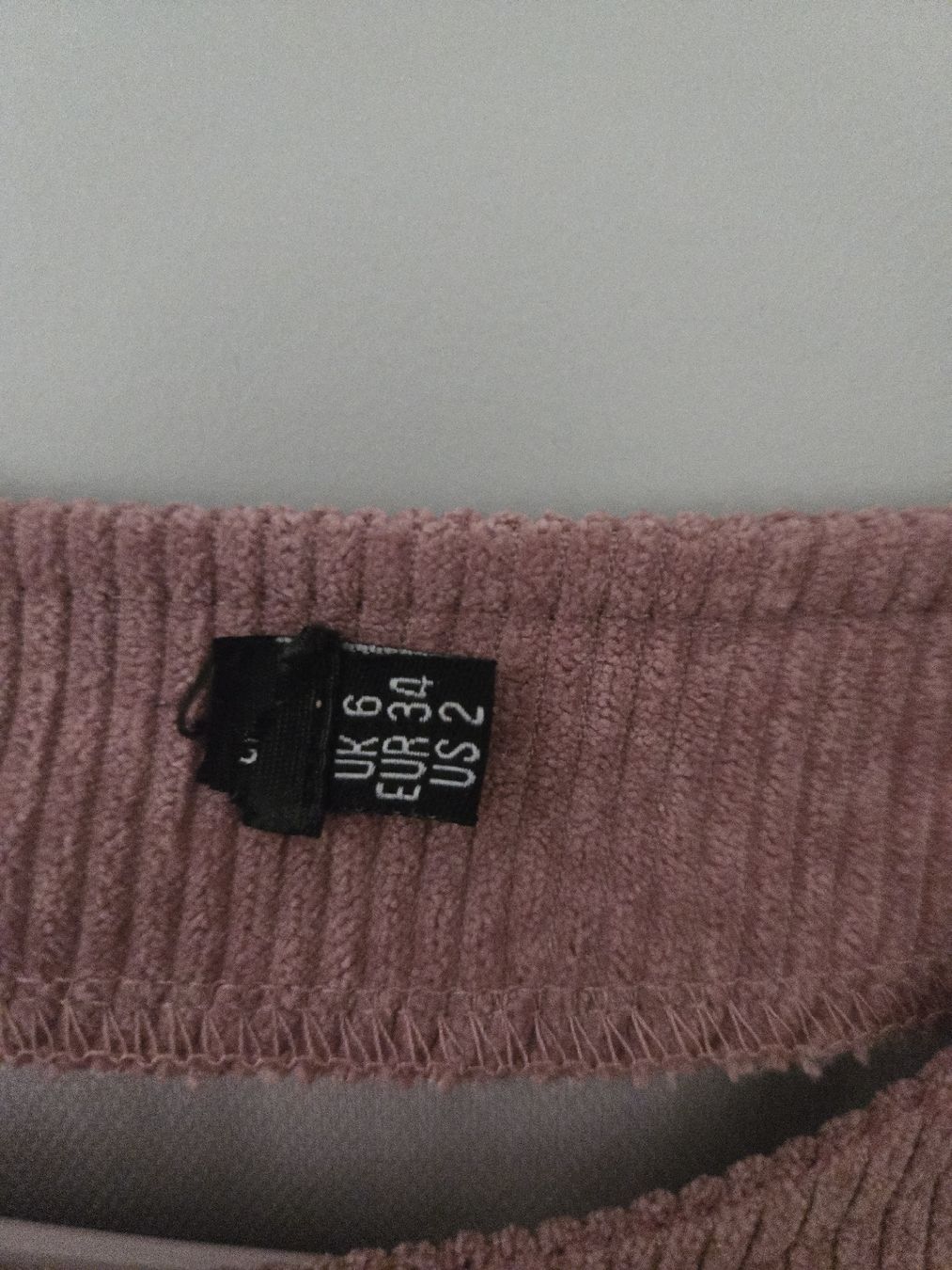 Vestiti: Kleid Cord Rosa Grösse 34 neu – Nuovo (secondo la descrizione) da Aarau Rohr venduto da gio_2ynj 1