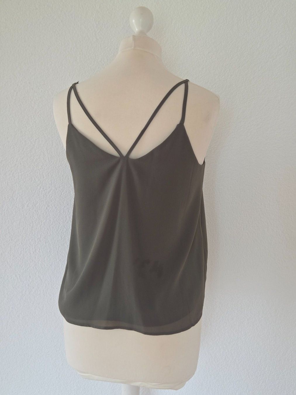 Only Camicette: Bluse Grün Only – Usato da Wängi venduto da Bibo4. 1