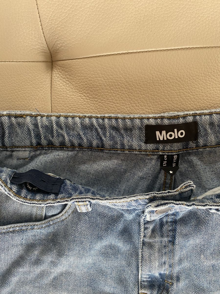 Molo Pantaloni: Molo Shorts Jeans blau Gr. 176 – Nuovo (secondo la descrizione) da Meggen venduto da 6003Luzern 3
