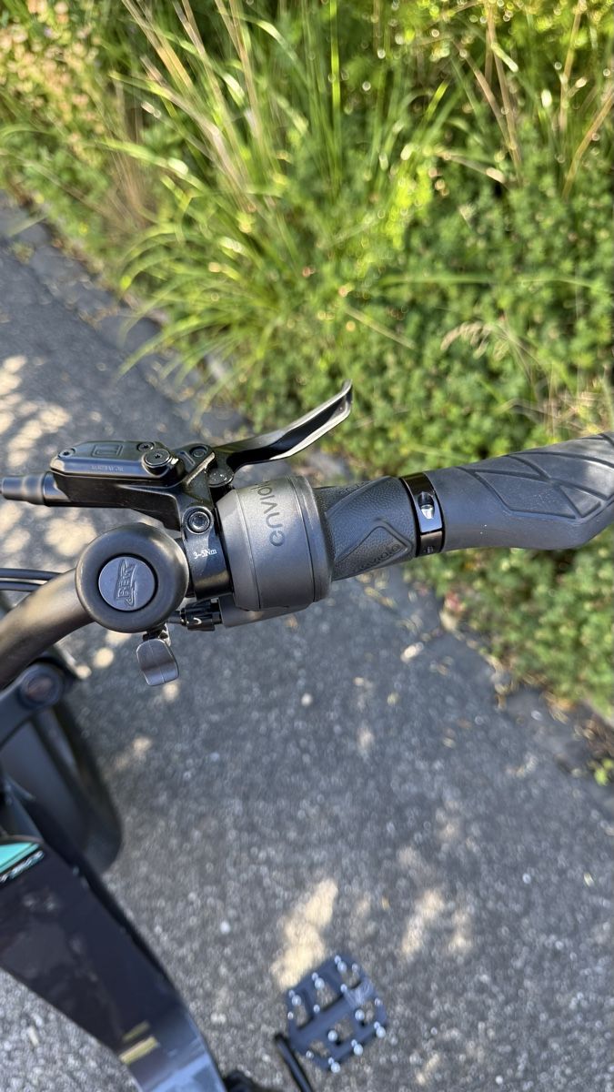 Yamaha Velos: Yamaha Booster Easy Tech Graphite – Gebraucht aus Basel von Campanelle 6