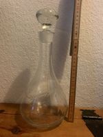 Schöne Glaskaraffe mit Verzierungen, ohne Makel, 0.75lt.