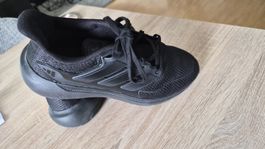 Adidas Laufschuhe schwarz Grösse 39 2/3 neu