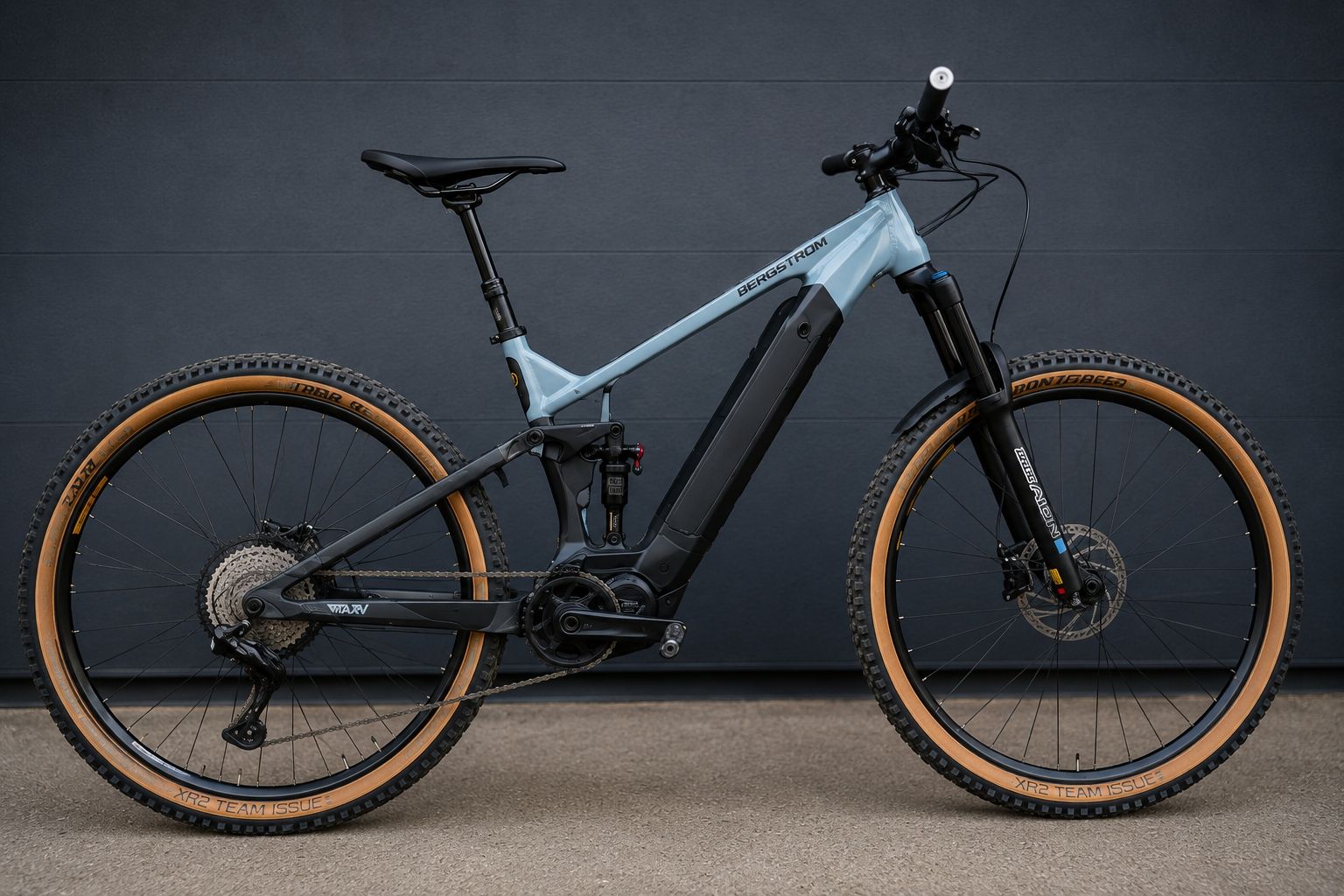 Bergstrom Biciclette: Bergstrom MAXV - Premium E-Mountainbike – Usato da Regensdorf venduto da Bay2020