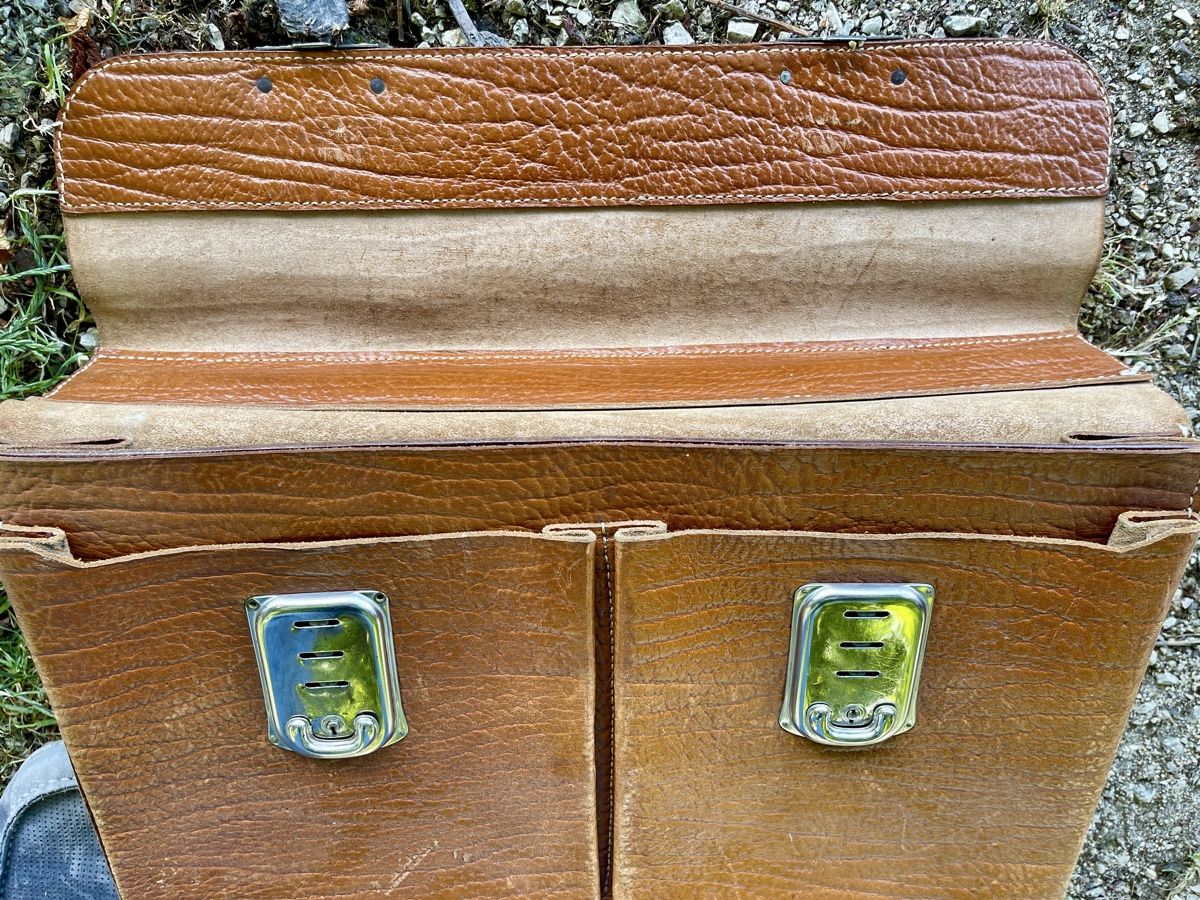 Valigie & Borse: Vintage Aktentasche echtes Leder – Usato da Arlesheim venduto da ren_5d2b 2