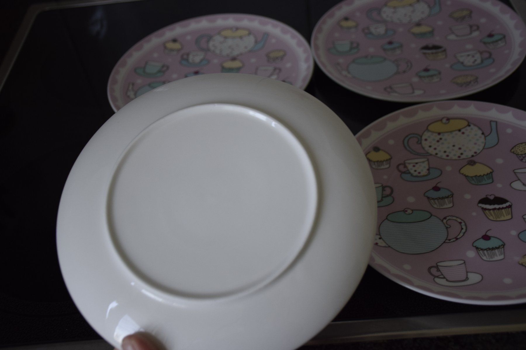 Teller: Set 4 Mittel Teller Cupe Cake Motiv – Gebraucht aus Wetzikon ZH von Wetzicardo25 1
