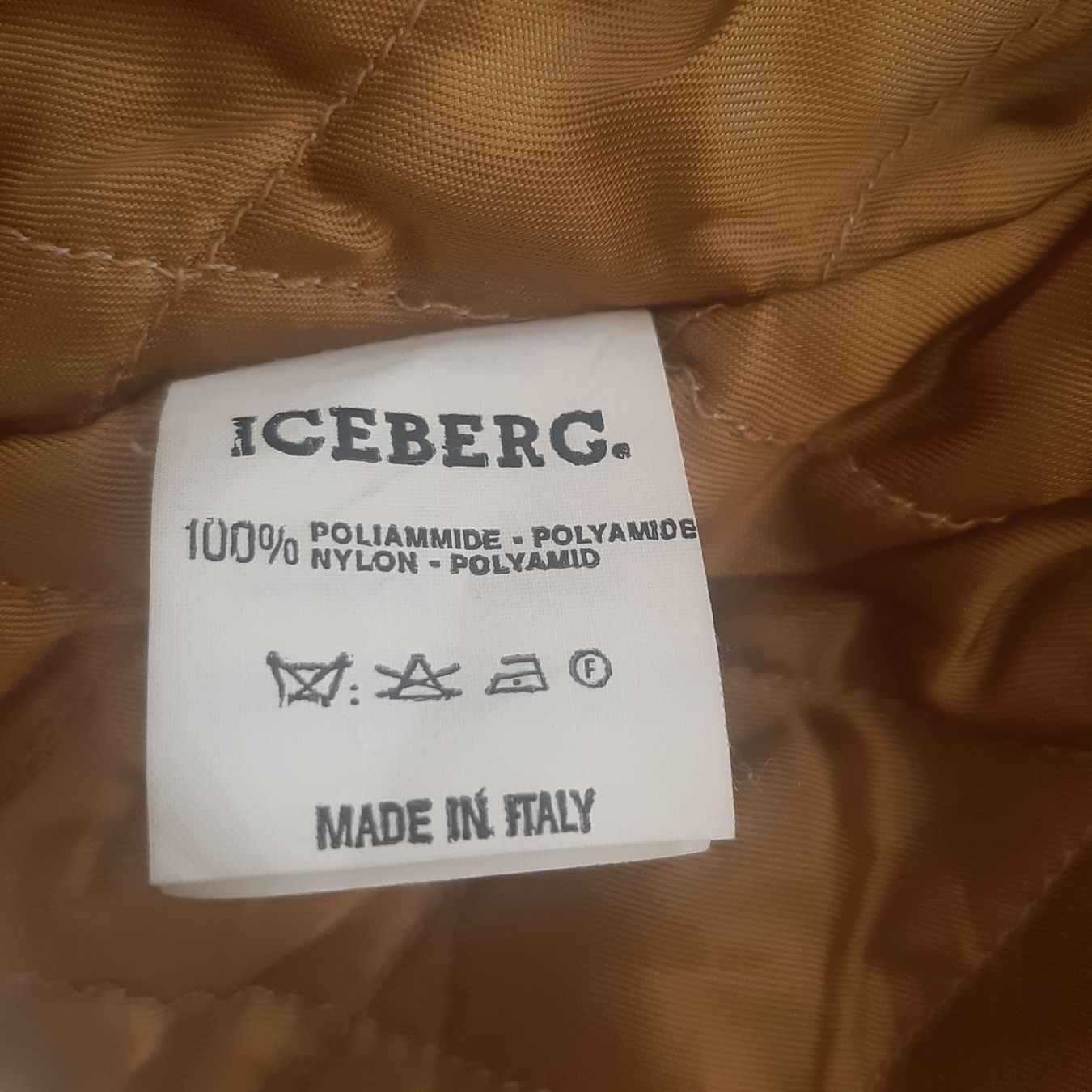 Giacche: Veste bomber Iceberg Disney vintage – Usato da Chêne-Bourg venduto da chsandra34 3