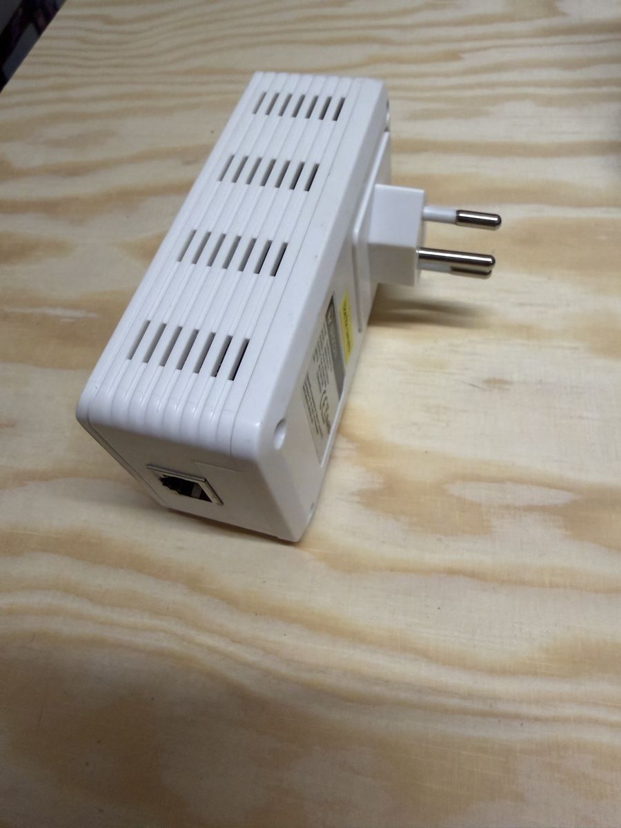 Receiver: Bascom Überwachungssystem 4 Kanal POE – Gebraucht aus Root von Senseless 5