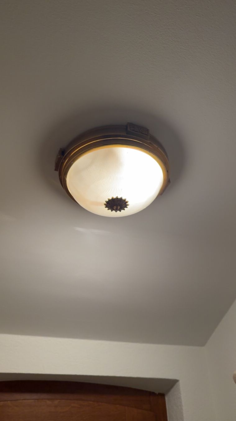 Lampadari & plafoniere: Französische Deckenleuchte - Bronze mit Sternmuster – Usato da Basel venduto da Nadelberg 2
