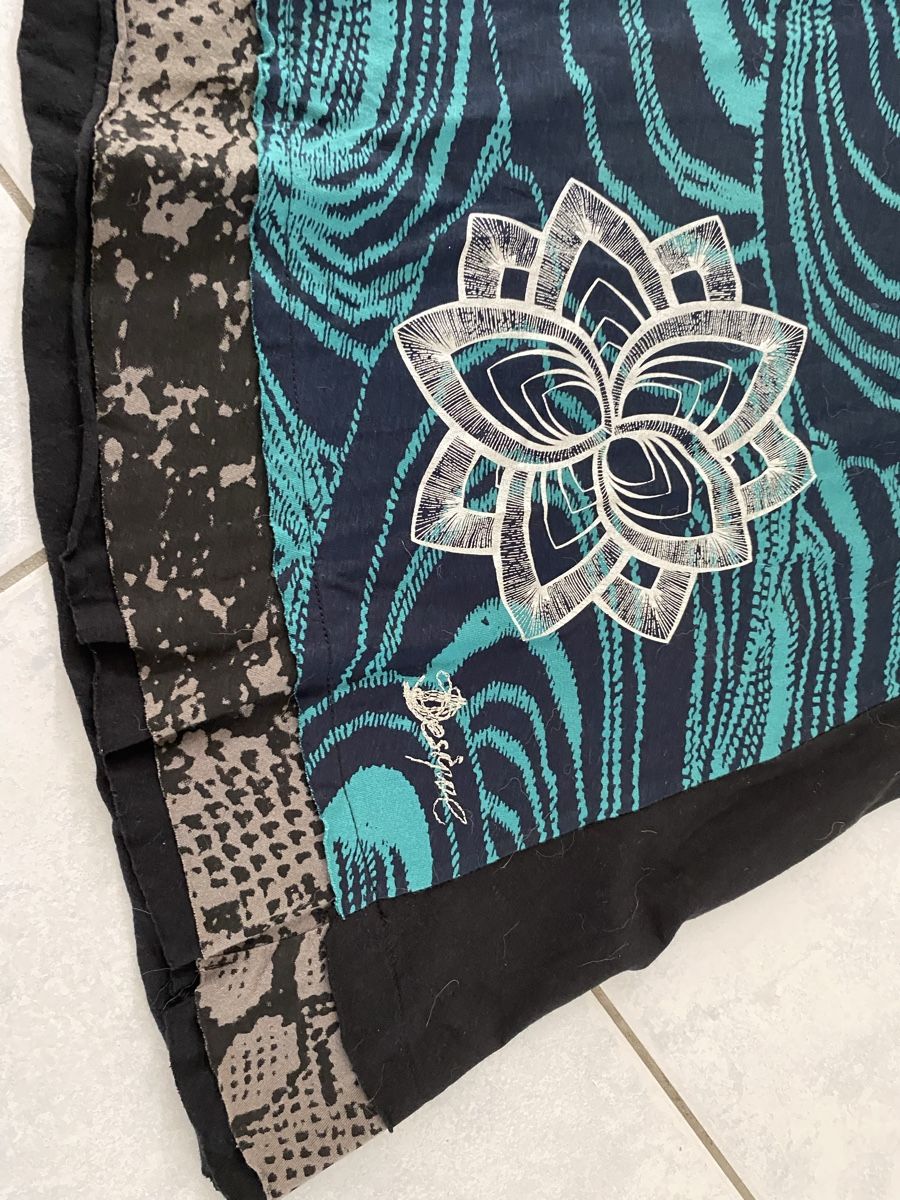 Desigual Gonne: 2 jupes Desigual – Usato da etoy venduto da fca027 5