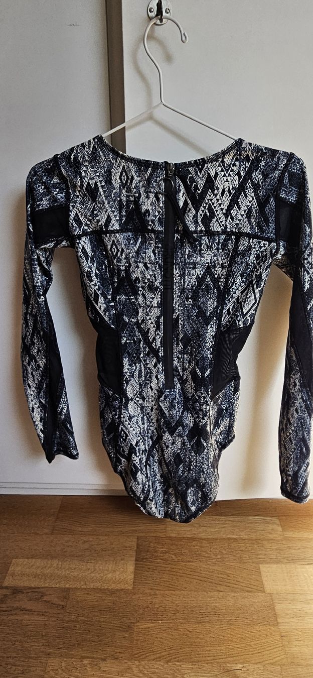 Costumi da bagno & Bikini: Badekleid langarm Brunotti – Usato da Rombach venduto da ThriftBetter 2