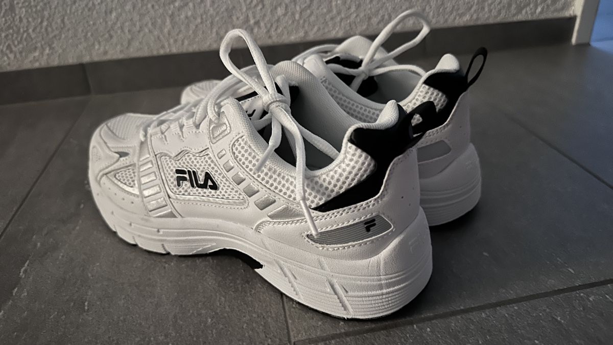 Fila Damenschuhe: Fila Sneakers Gr. 39 – Neu (gemäss Beschreibung) aus Pfungen von nik_9wv9 1