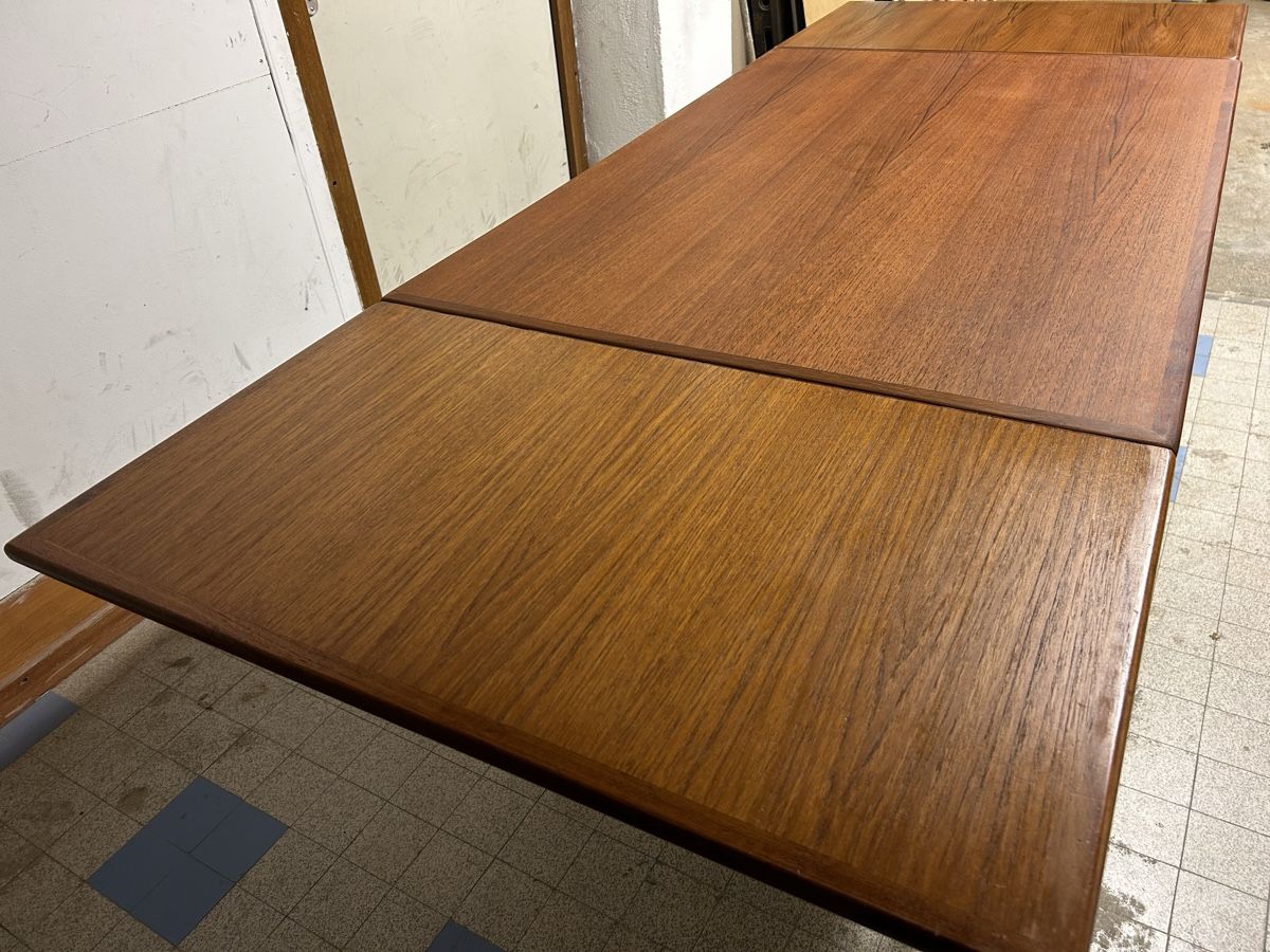 Tavoli: Table vintage scandinave en teck, extensible et stylée. – Usato da Vernier venduto da Leandro055 2
