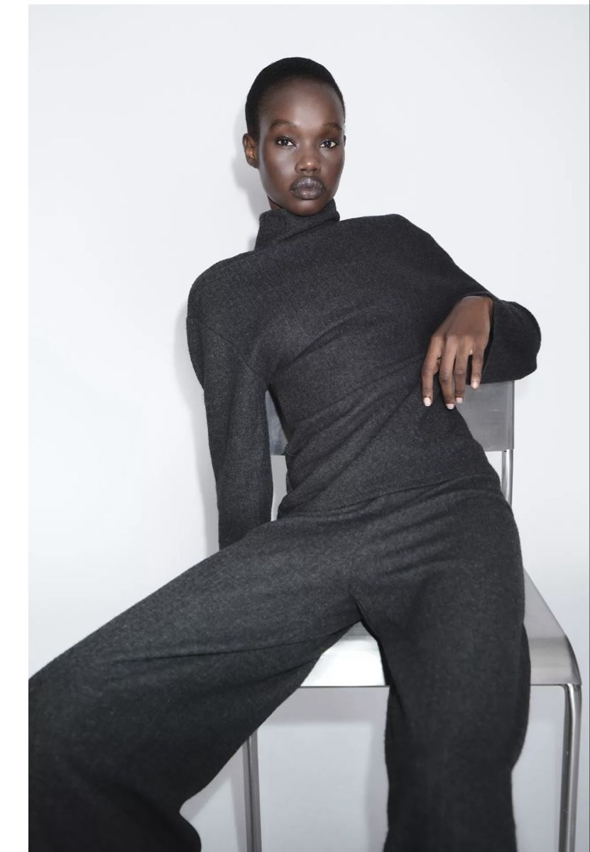 Zara Lotti di vestiti: Zara set – Nuovo e nell'imballaggio originale da Opfikon venduto da til_t7ww