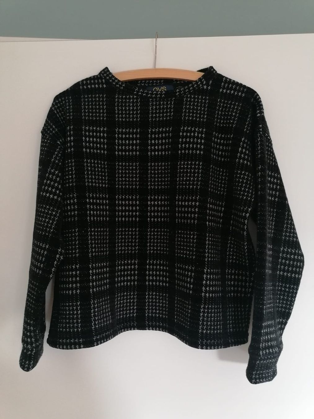 Maglioni & Felpe: Pullover Karomuster Schwarz/Weiss (Grösse S) – Usato da Winterthur venduto da Arkadii