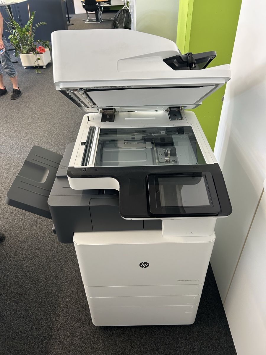 Hewlett Packard Stampanti: Color LaserJet Managed Flow MFP E87640 – Usato da Hochdorf venduto da Lau_Adm 3