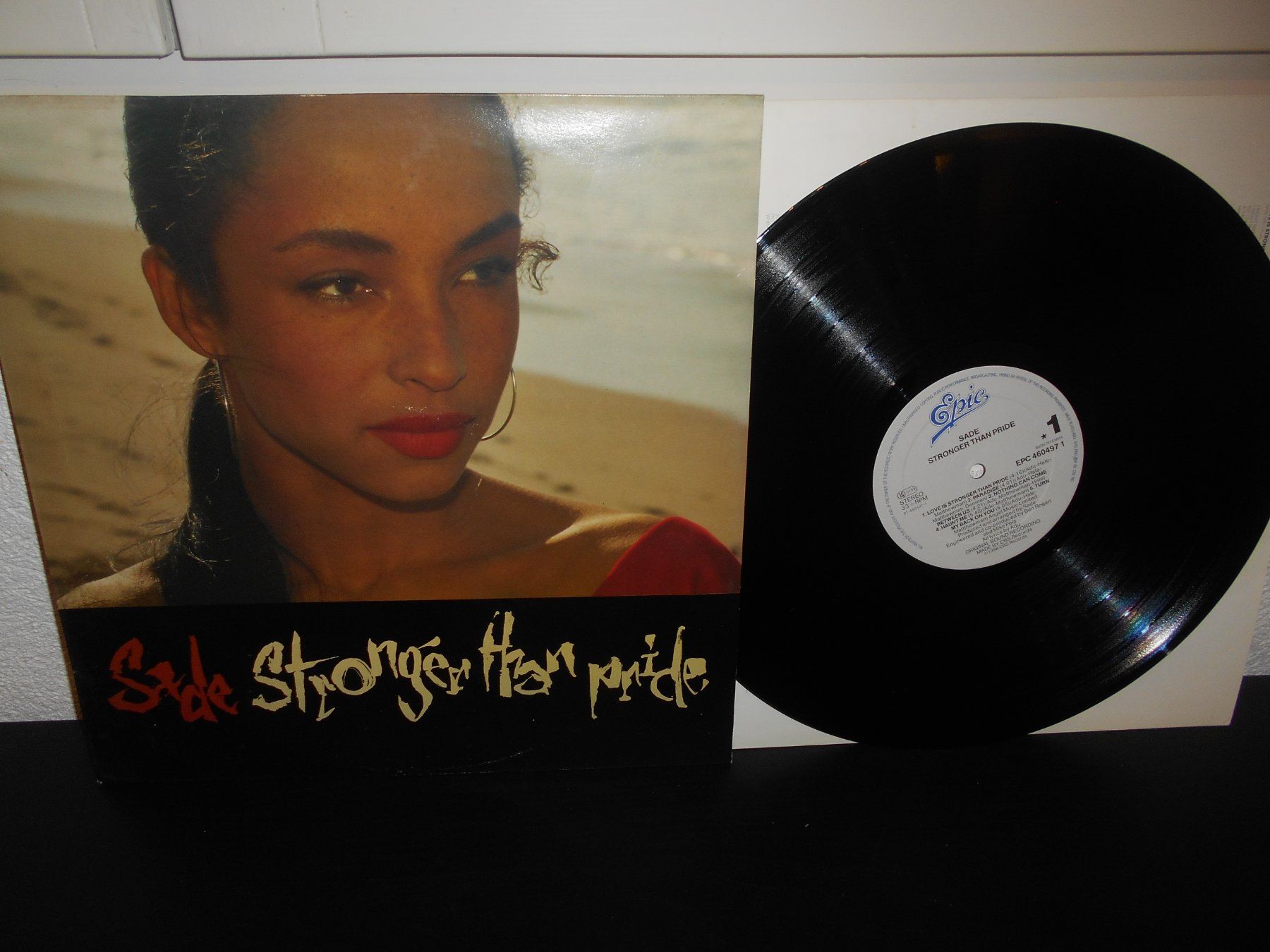 Dischi in vinile: Sade – Stronger Than Pride / 1988 – Usato da Aarberg venduto da witchhunter01