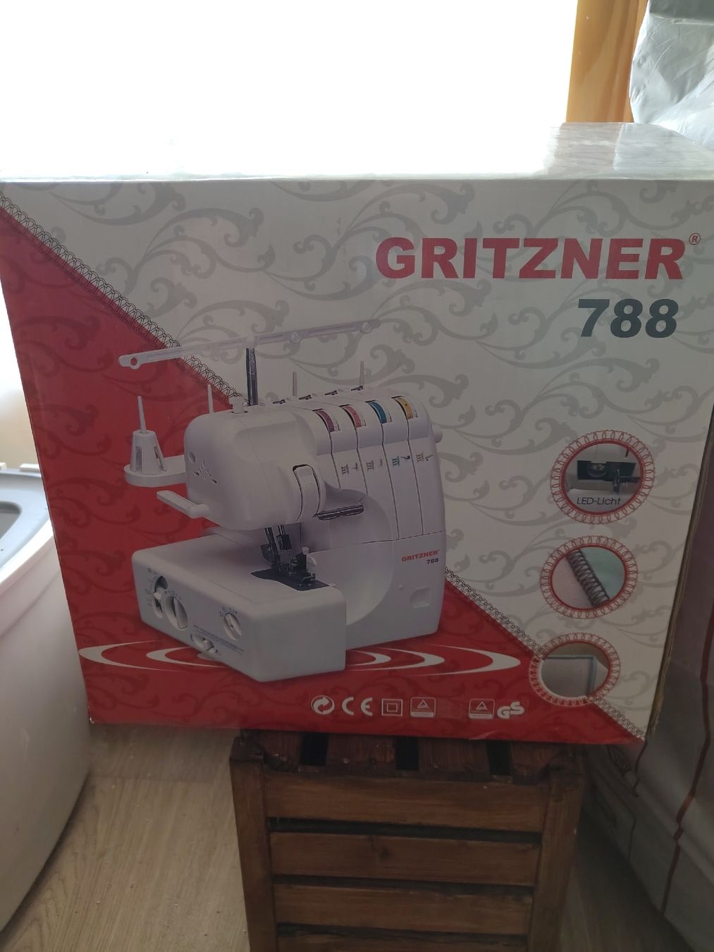 Macchine da cucire: Surjeteuse Gritzner 788 – Nuovo e nell'imballaggio originale da Haute-Nendaz venduto da vin_fm7p