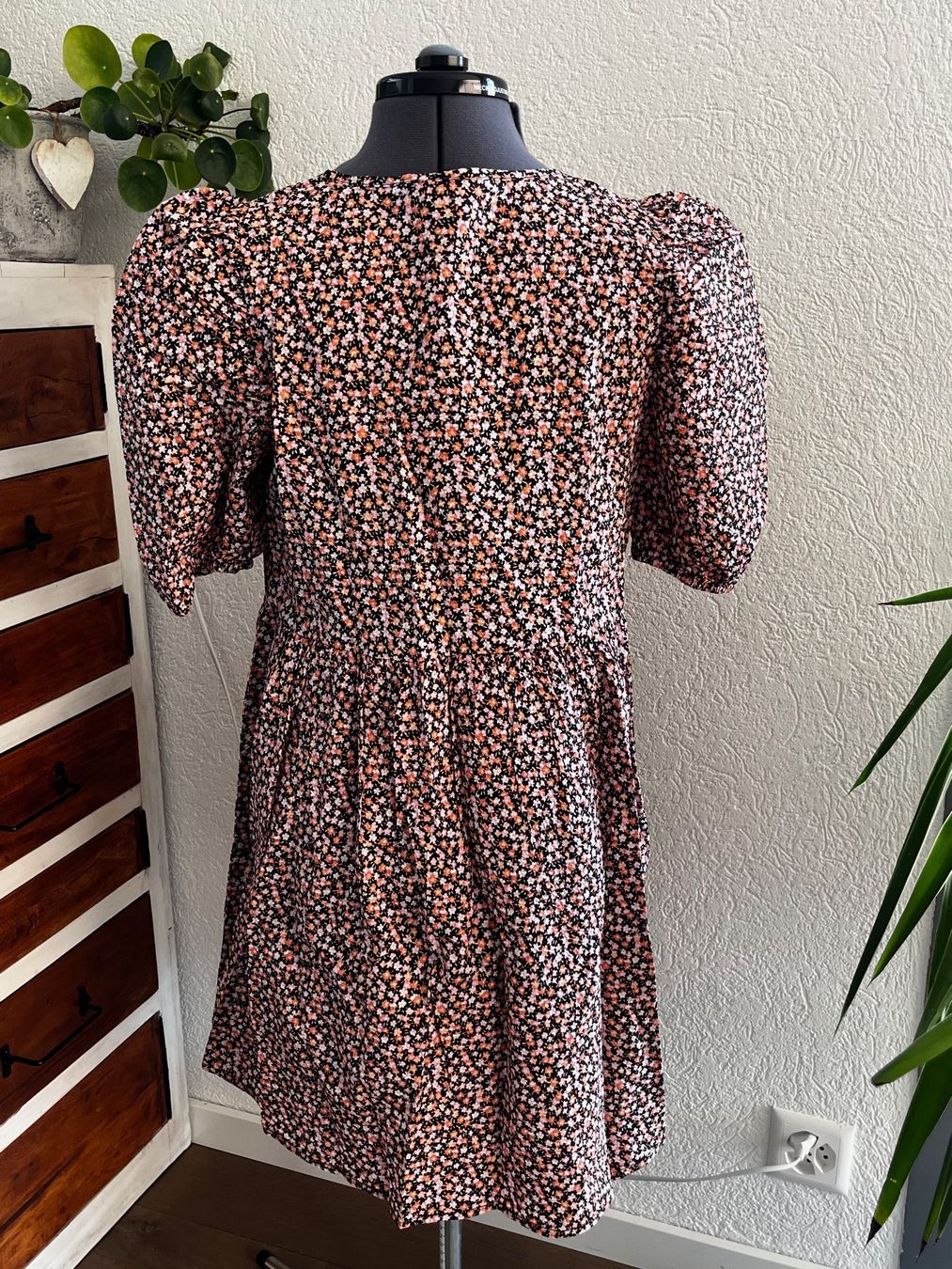 Vero Moda Kleider: Robe d'été taille S – Gebraucht aus Develier von lili_1 1