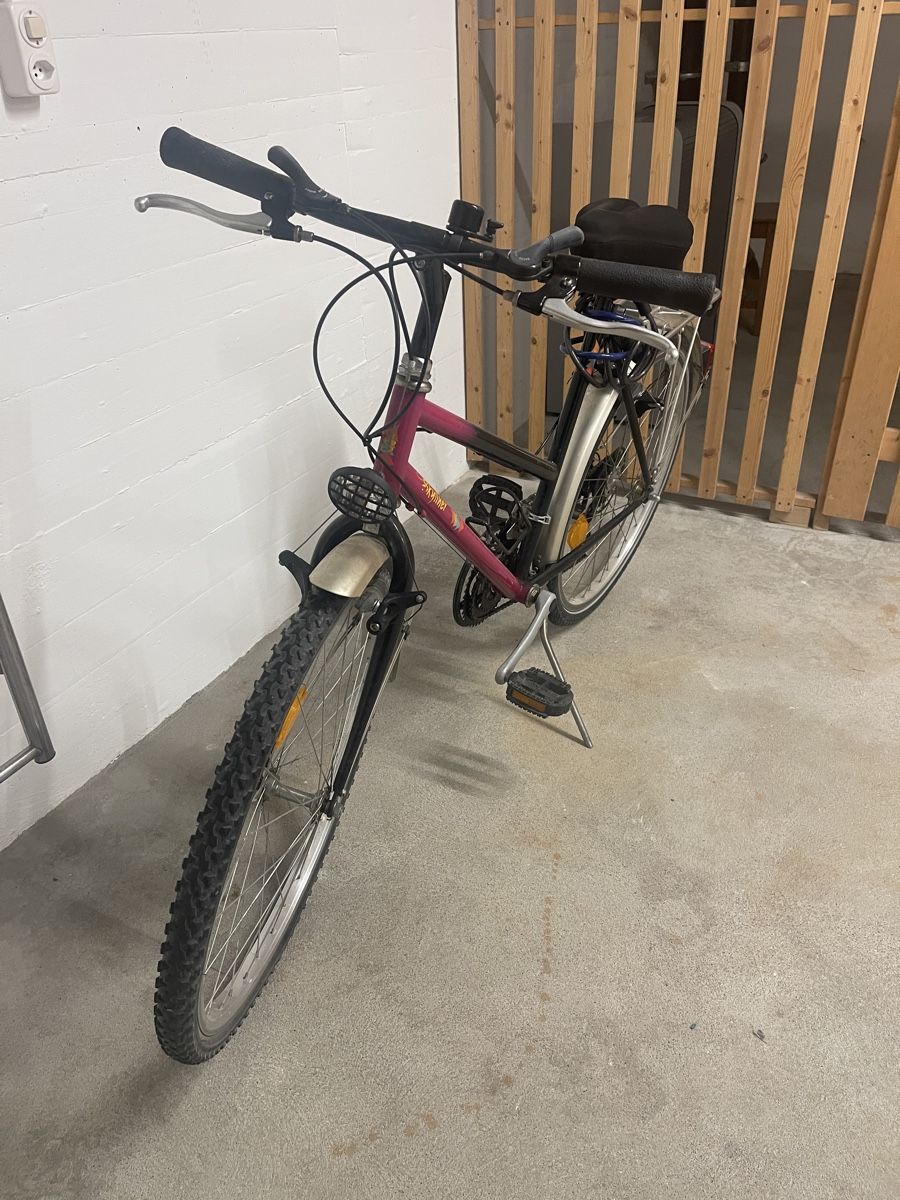 Biciclette: 26 Zoll Fahrrad – Usato da Bergdietikon venduto da Laux