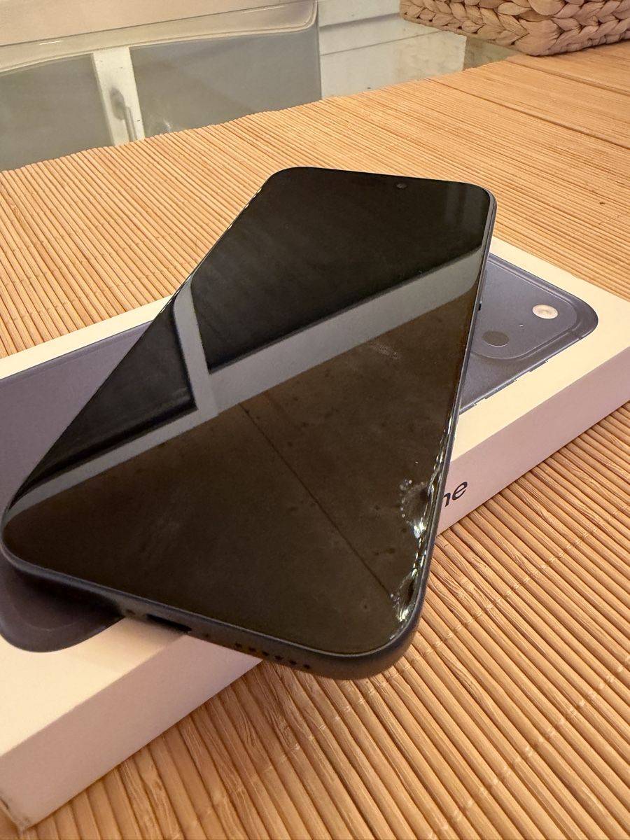 Apple Portables: iPhone 17 pro max – Neuf (Voir description) à Zürich par Yoni_to 1