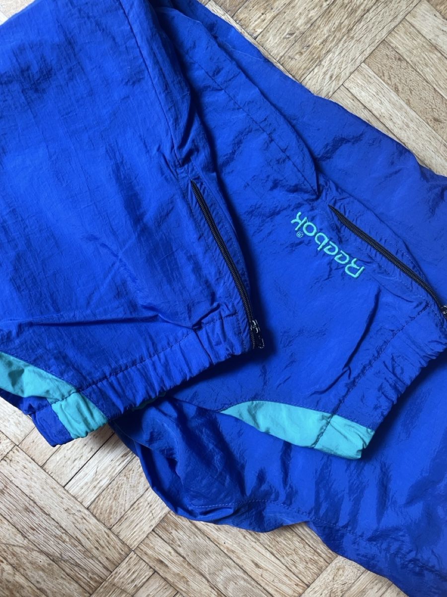 Reebok Pantaloni: Vintage Reebok Trainingshose blau Grösse M – Usato da Zürich venduto da Carlajimena