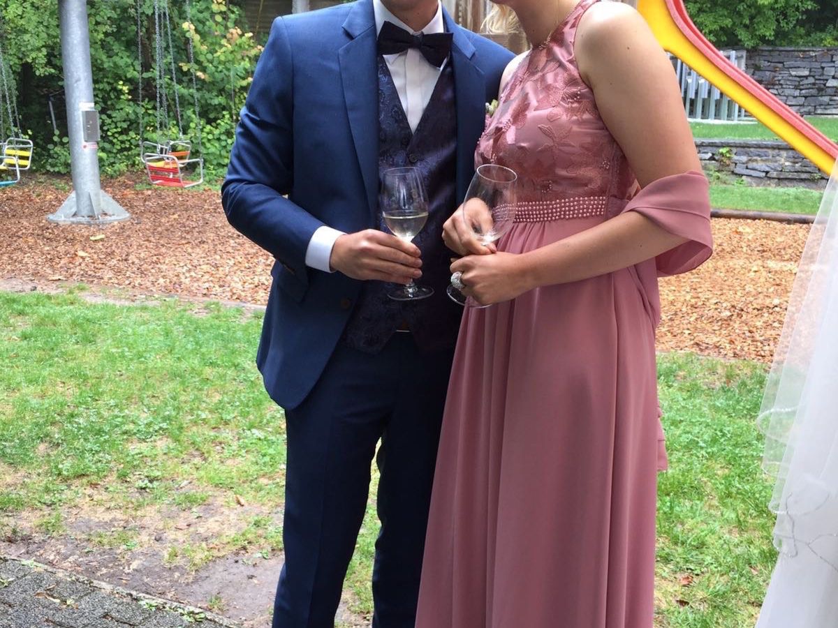 Vestiti: Cocktailkleid – Nuovo (secondo la descrizione) da Andelfingen venduto da Bibi0014