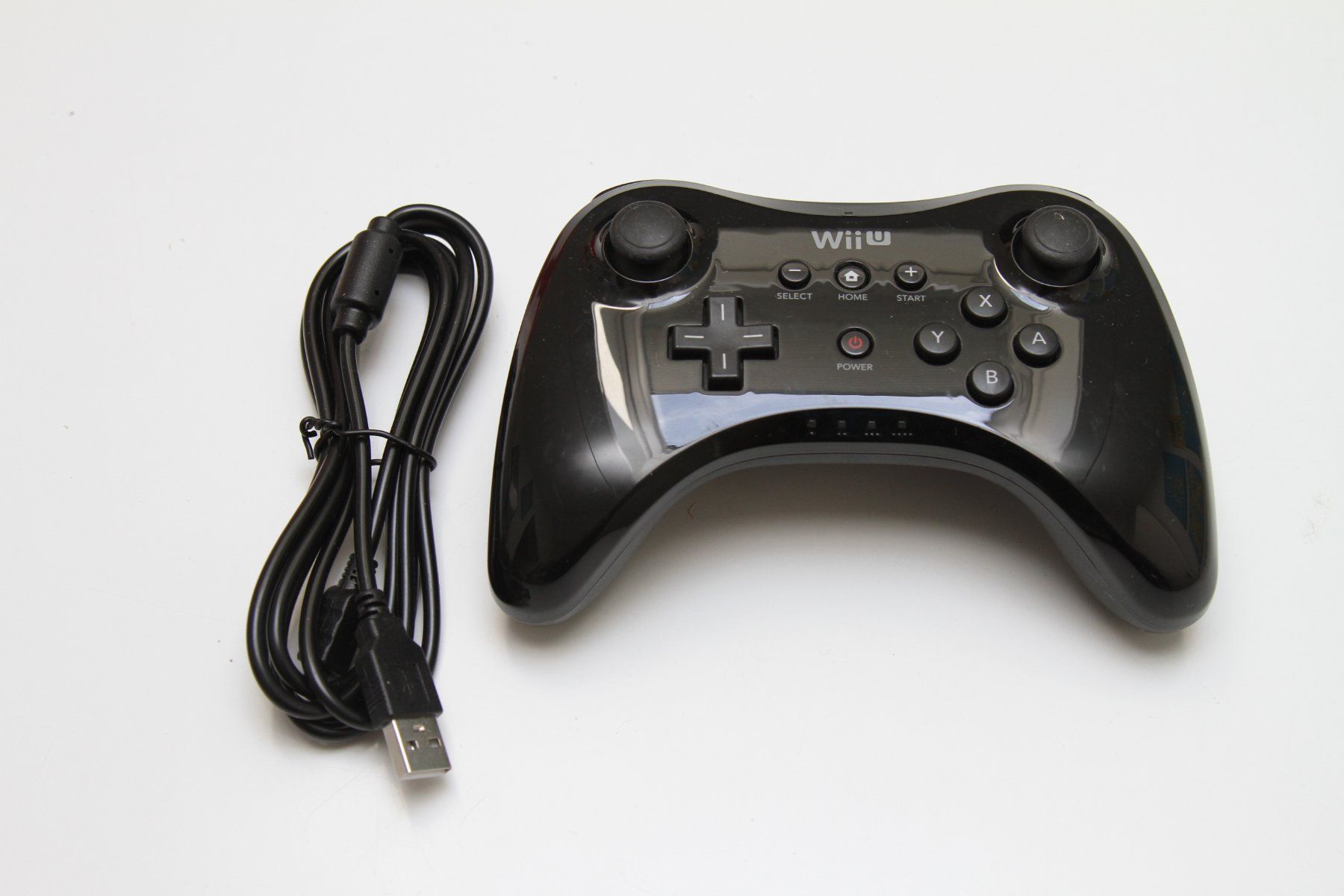 Nintendo Consoles: Nintendo Wii U Konsole mit Spielen – D'occasion à Basel par camelot99 3