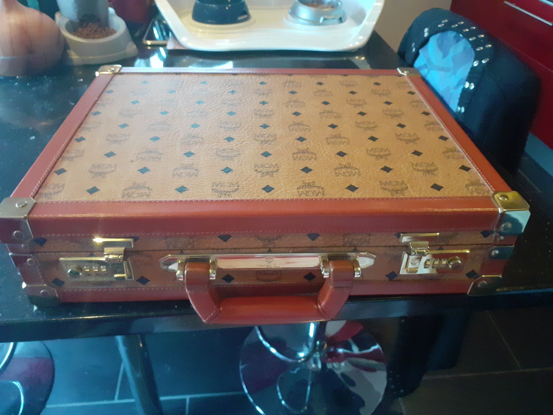 Mcm Valigie: MCM Aktenkoffer  Vintage – Nuovo (secondo la descrizione) da Prêles venduto da Podencogalgo