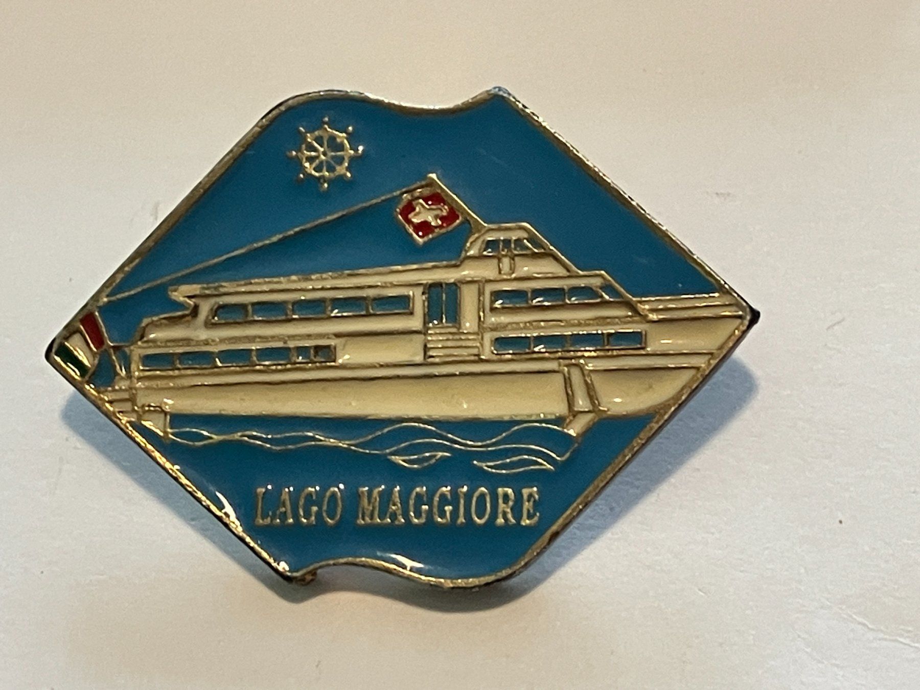 Placchette & Badge: 1 Pin Lago Maggiore – Usato da Basel venduto da djwwpp
