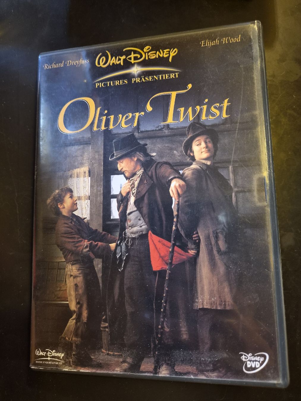 Tutti i DVDs: Oliver Twist Disney DVD – Usato da S-chanf venduto da pat_9lxp