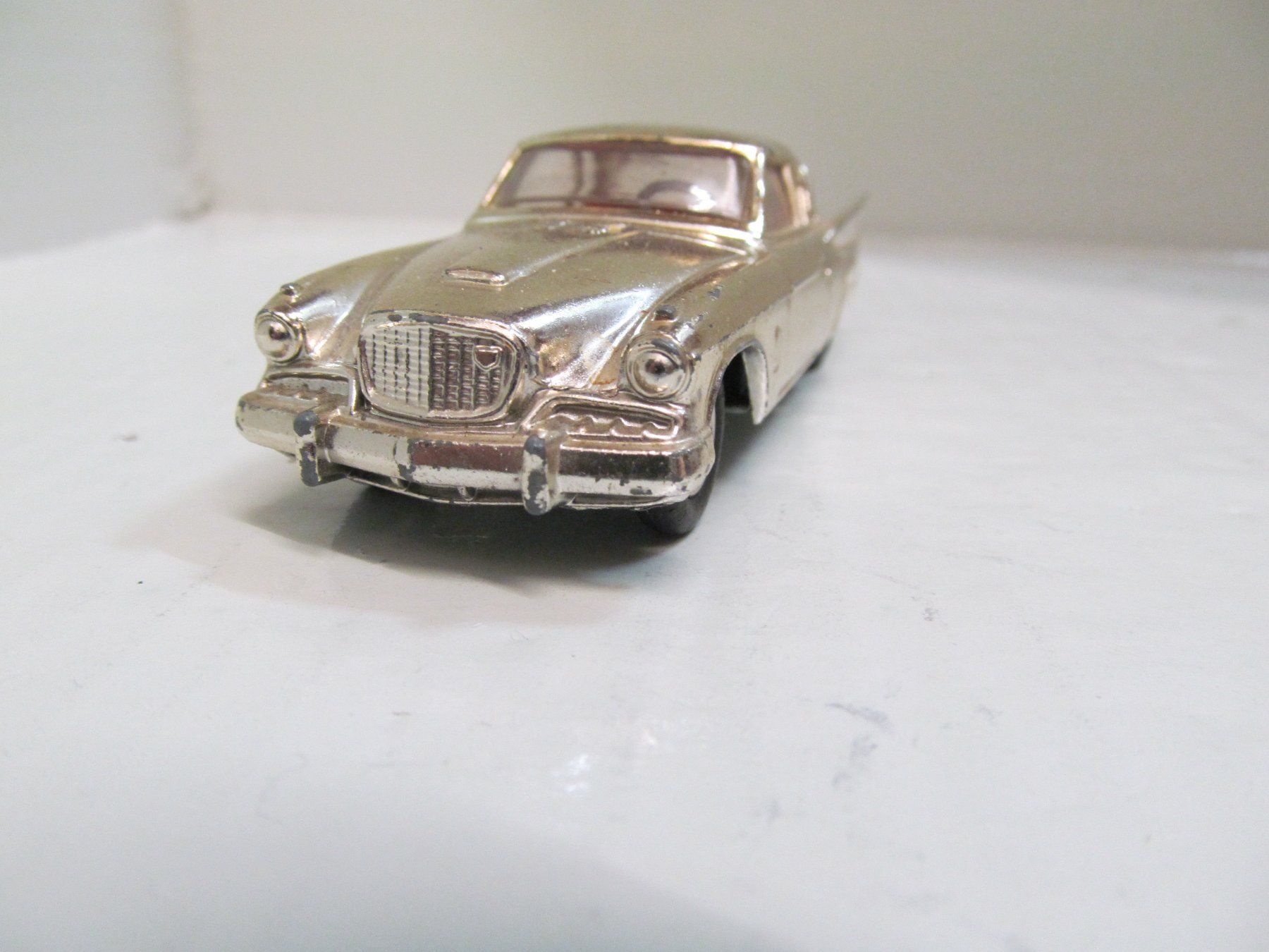 Corgi Toys Modellini d'auto: STUDEBAKER GOLDEN HAWK  CORGI TOYS  1:43   CHROM – Usato da Grueningen venduto da malamut56 1