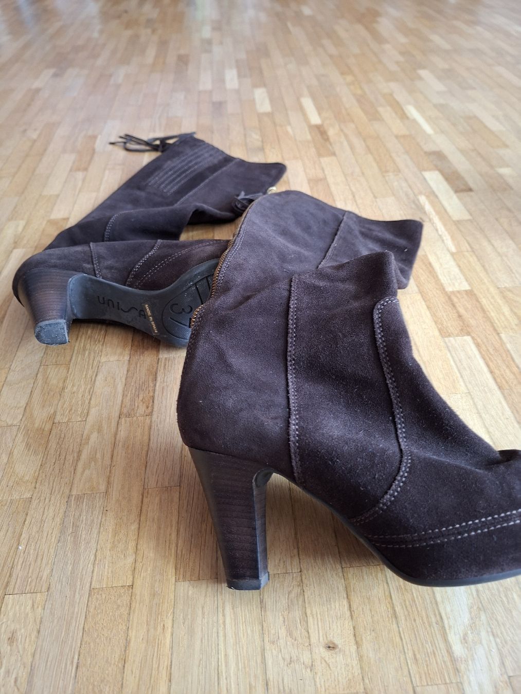 Unisa Damenschuhe: Unisa Wildleder Boots – Gebraucht aus Adliswil von ani_l7ql 1