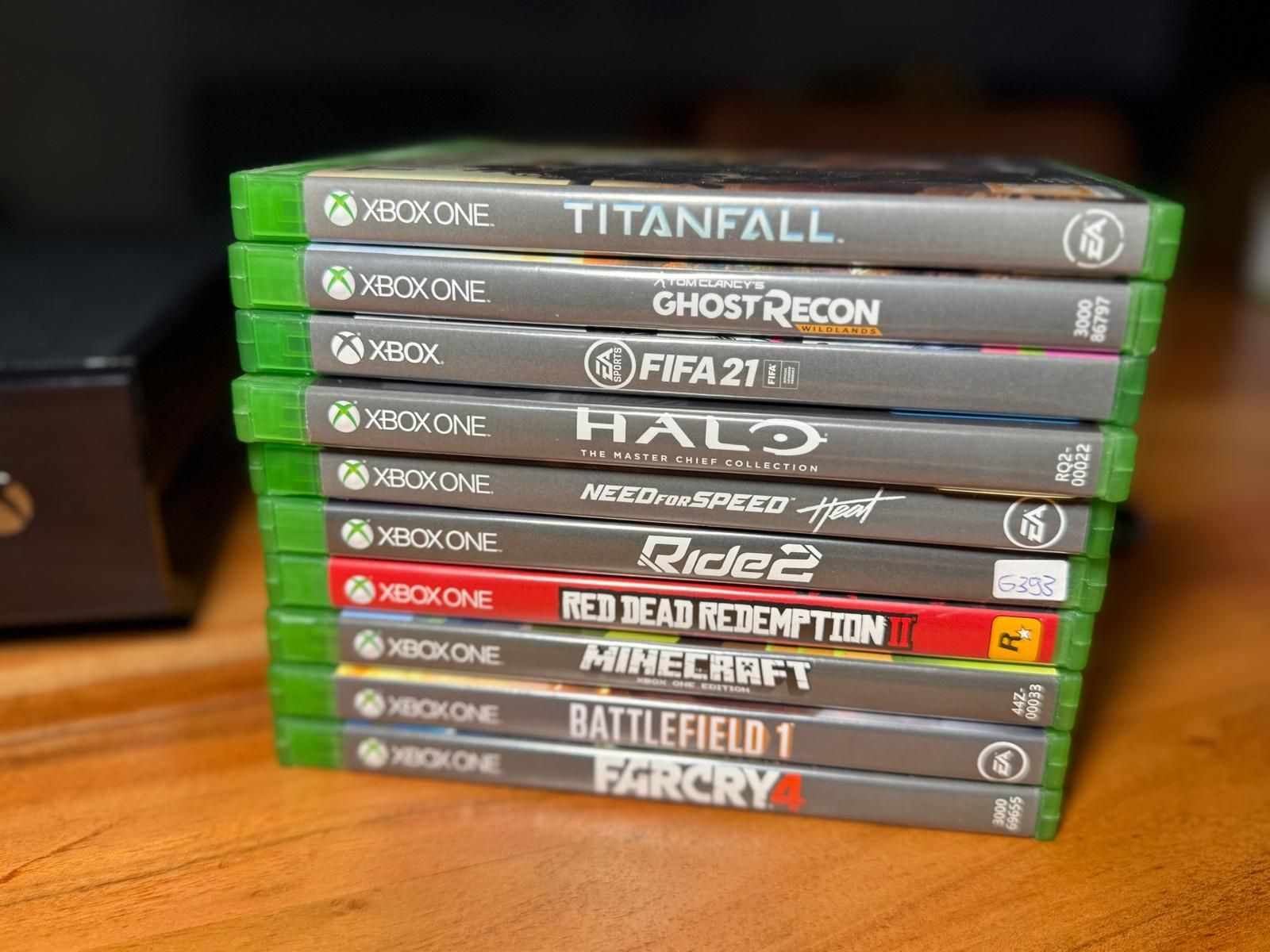 Microsoft Consoles: Xbox One Konsole mit div. Games! – D'occasion à Neuhausen par sou_t9p8 4