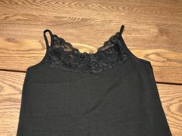 Schwarzes Top mit Spitze Grösse S
