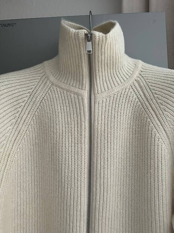 Giacche: Strickjacke H&M – Usato da Altdorf UR venduto da VKorchynskyi 2