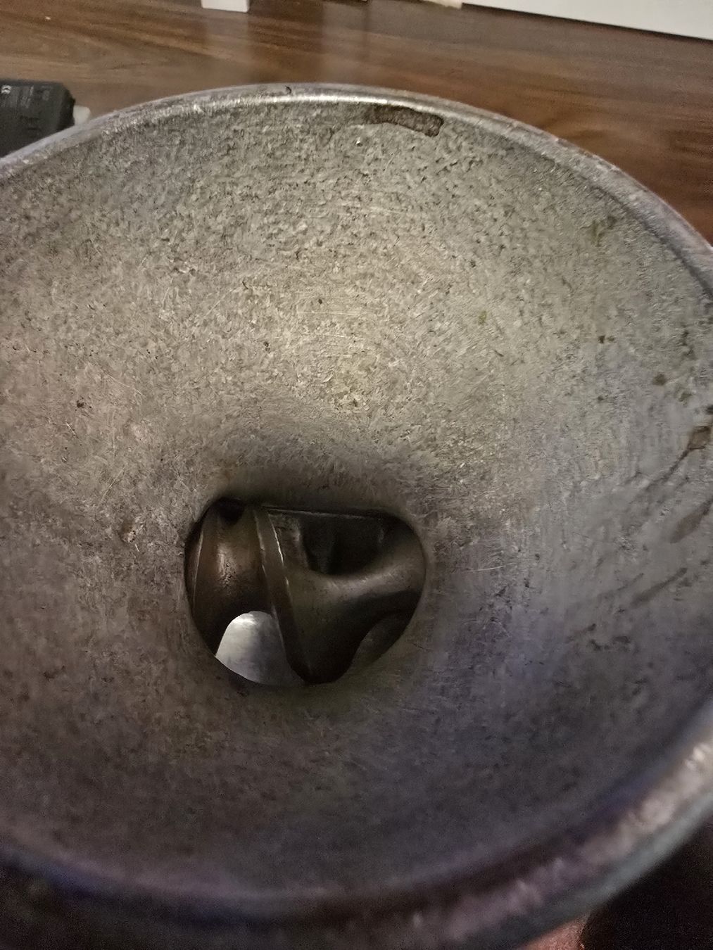 Elettrodomestici da cucina: Vintage Husqvarna Apple Grinder, Fruit Press, Sauce Maker – Usato da Baden venduto da swiss-alps 6