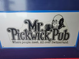 Mr. Pickwick Pub Where people meet Schild Blechschild Tafel