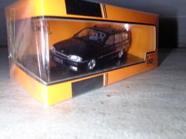 Ixo 1:43 Opel Omega A2 1990
